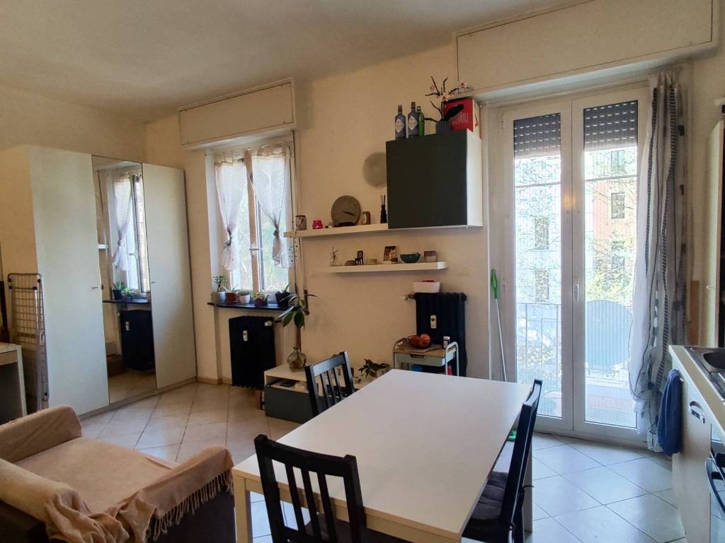 appartamento in affitto a Milano in zona Adriano