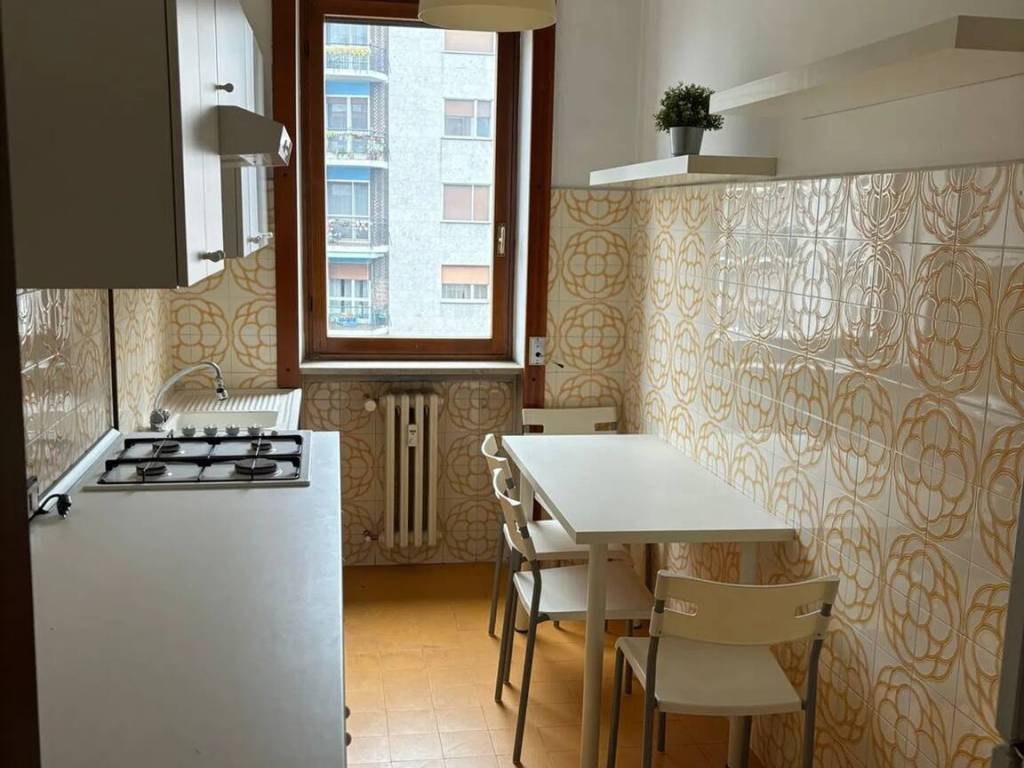 appartamento in affitto a Milano in zona Famagosta
