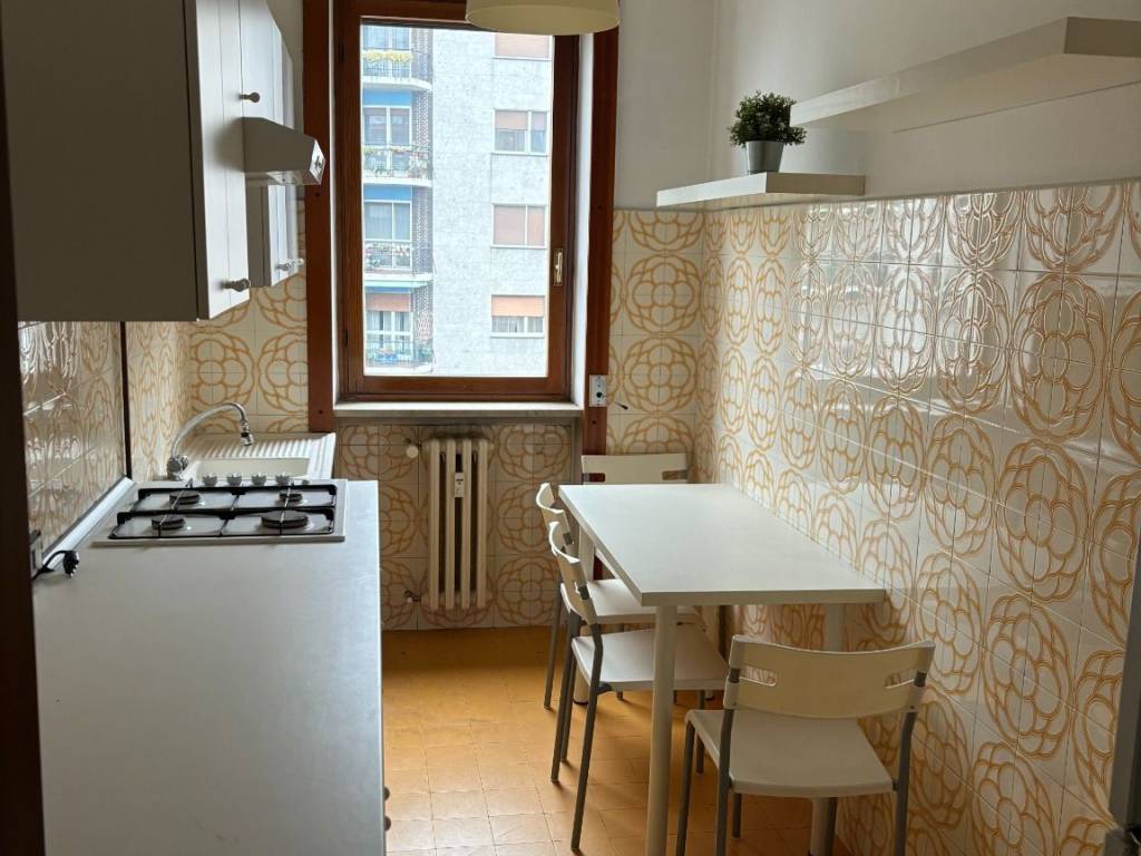 appartamento in affitto a Milano in zona Famagosta