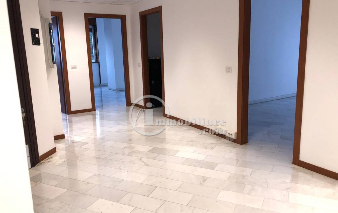 ufficio in affitto a Milano in zona Stazione Centrale