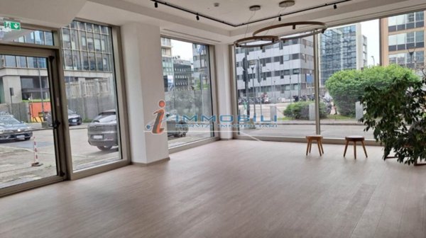ufficio in affitto a Milano in zona Centro Direzionale