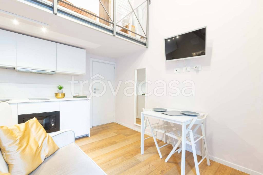 appartamento in affitto a Milano in zona Loreto