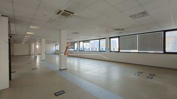 ufficio in affitto a Milano