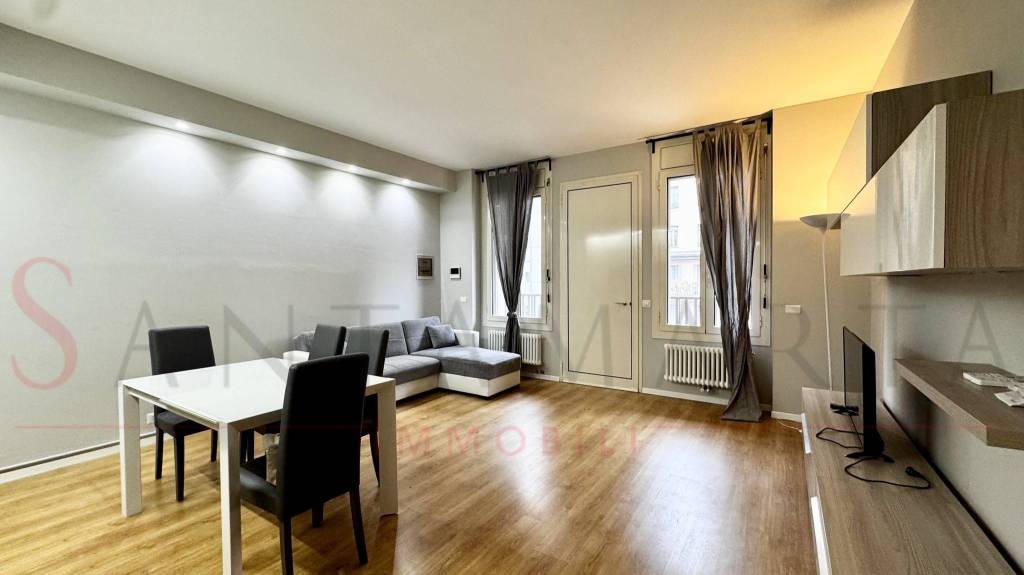 appartamento in affitto a Milano in zona Porta Nuova