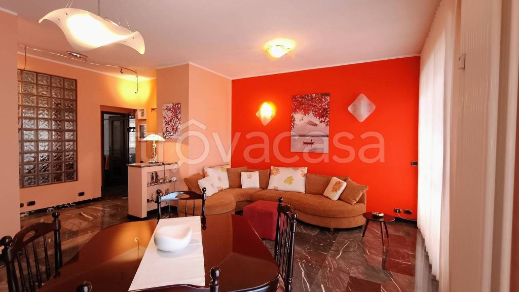 appartamento in affitto a Milano in zona Famagosta