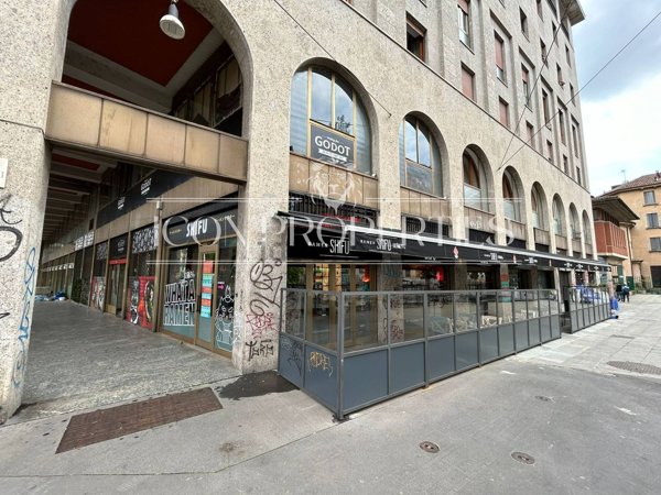 negozio in affitto a Milano in zona Porta Genova