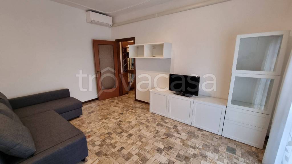 appartamento in affitto a Milano in zona Affori