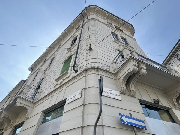 negozio in affitto a Milano in zona Bovisa