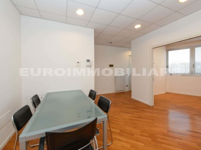 ufficio in affitto a Milano