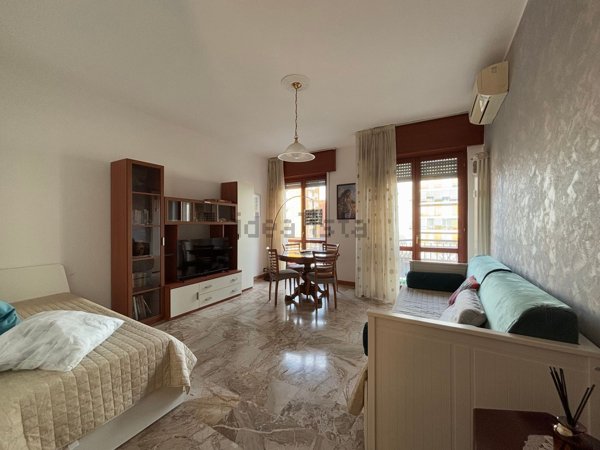 appartamento in affitto a Milano in zona Famagosta