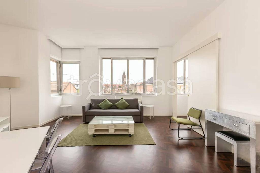 appartamento in affitto a Milano in zona Porta Genova