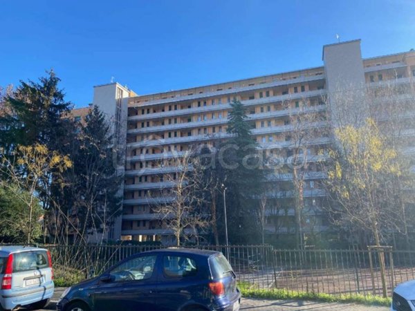 appartamento in affitto a Milano in zona QT8