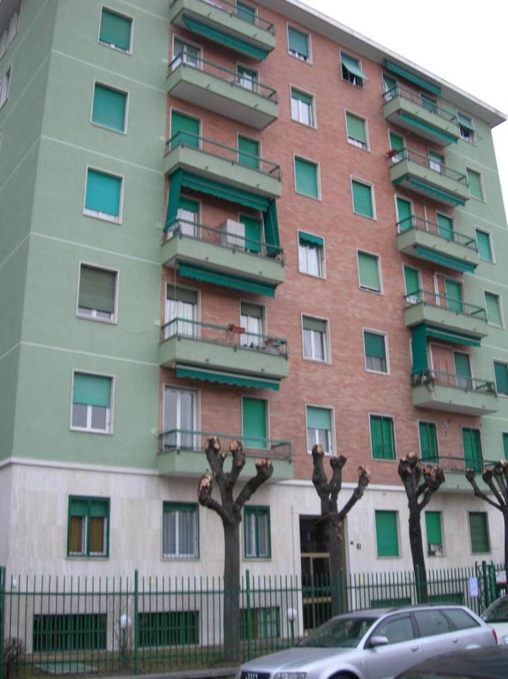 appartamento in affitto a Milano in zona Rottole