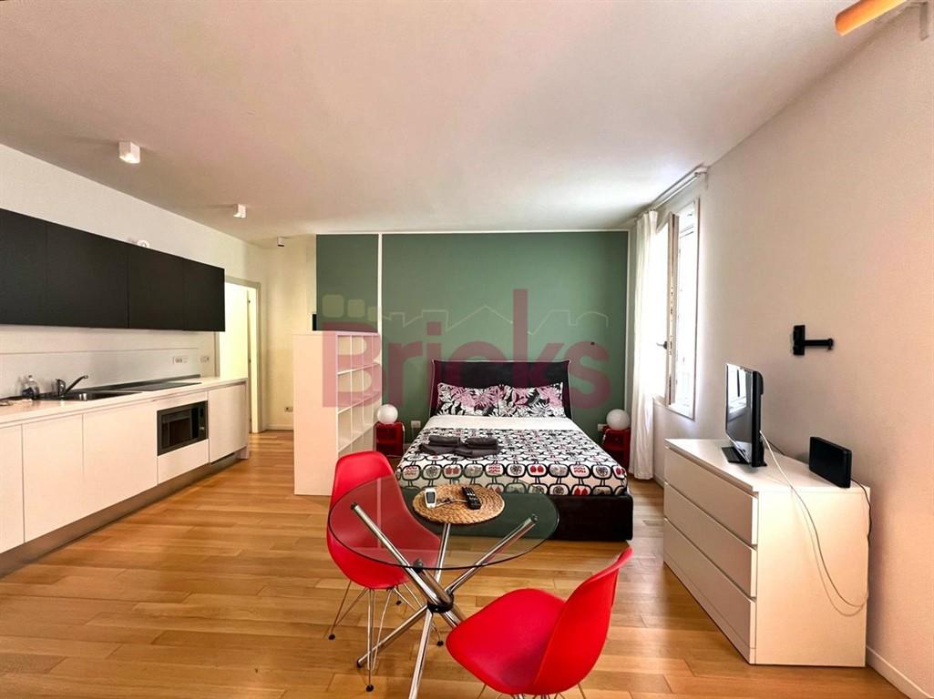 appartamento in affitto a Milano in zona Porta Genova