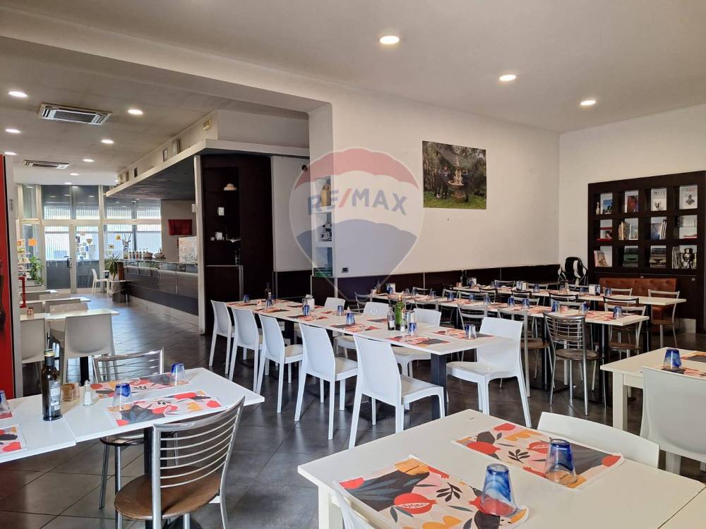 locale commerciale in affitto a Milano in zona Villapizzone