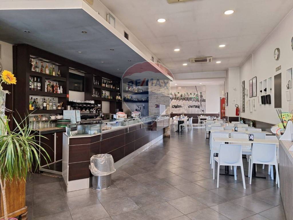 negozio in affitto a Milano