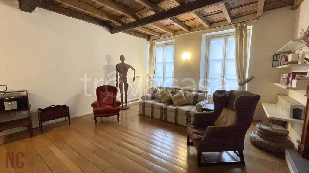appartamento in affitto a Milano in zona Sant'Ambrogio