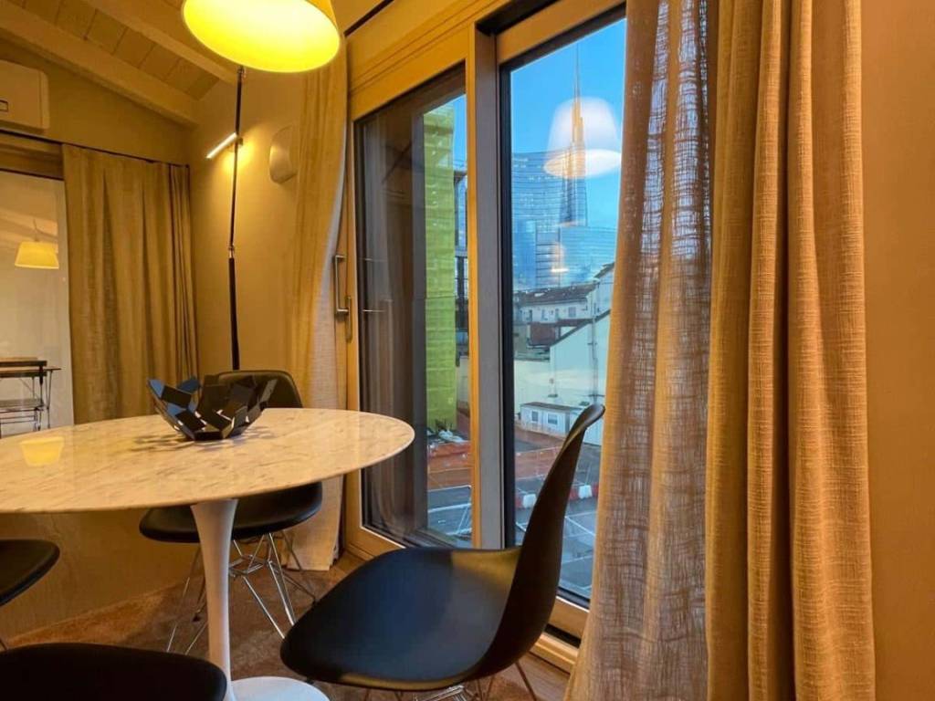 appartamento in affitto a Milano in zona Porta Nuova