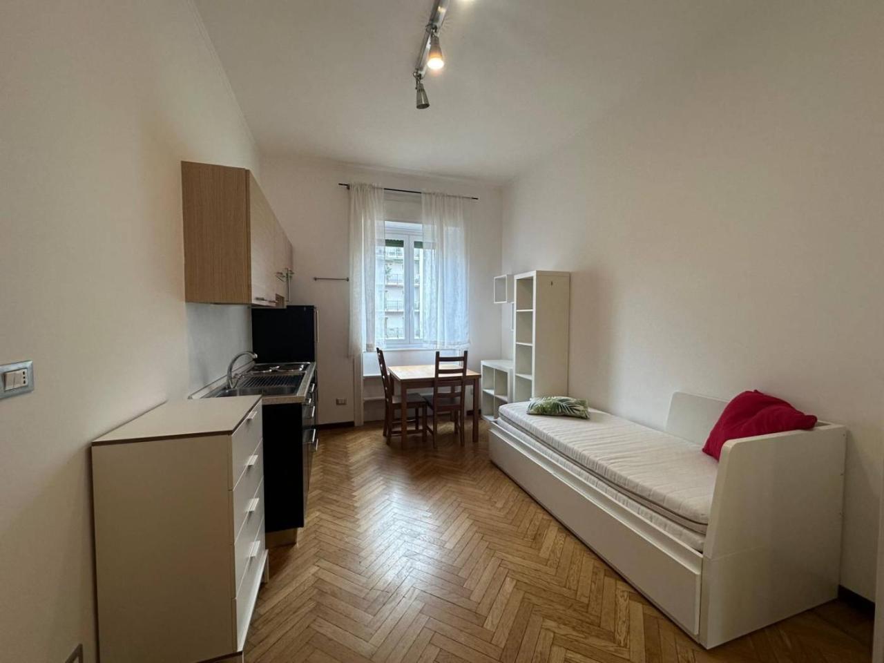 appartamento in affitto a Milano in zona Guastalla