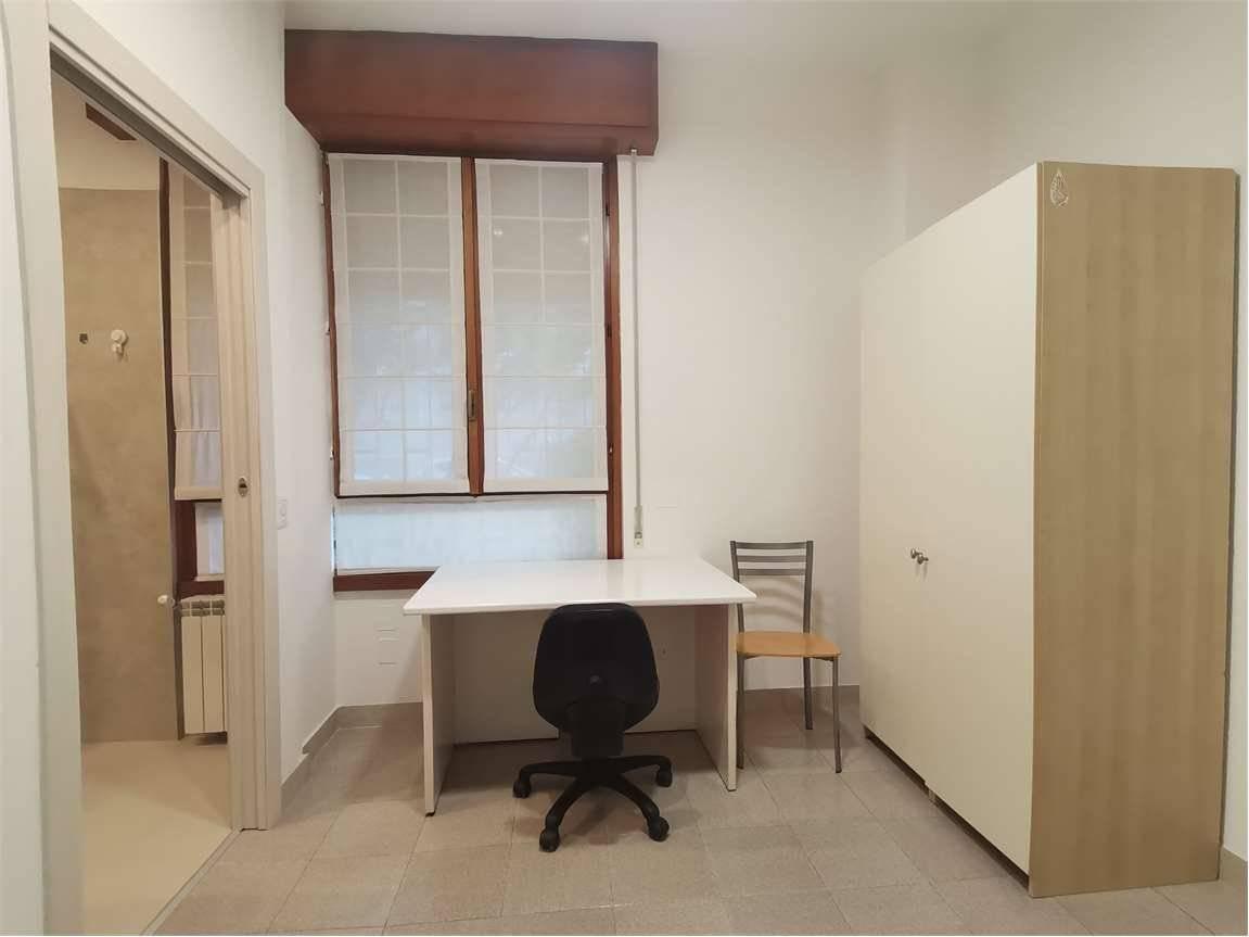 appartamento in affitto a Milano in zona Famagosta