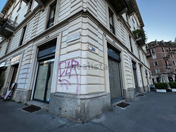 negozio in affitto a Milano in zona Il Portello