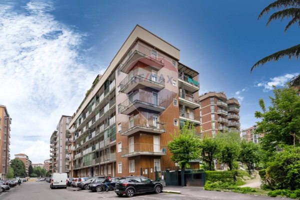 appartamento in affitto a Milano in zona Lorenteggio