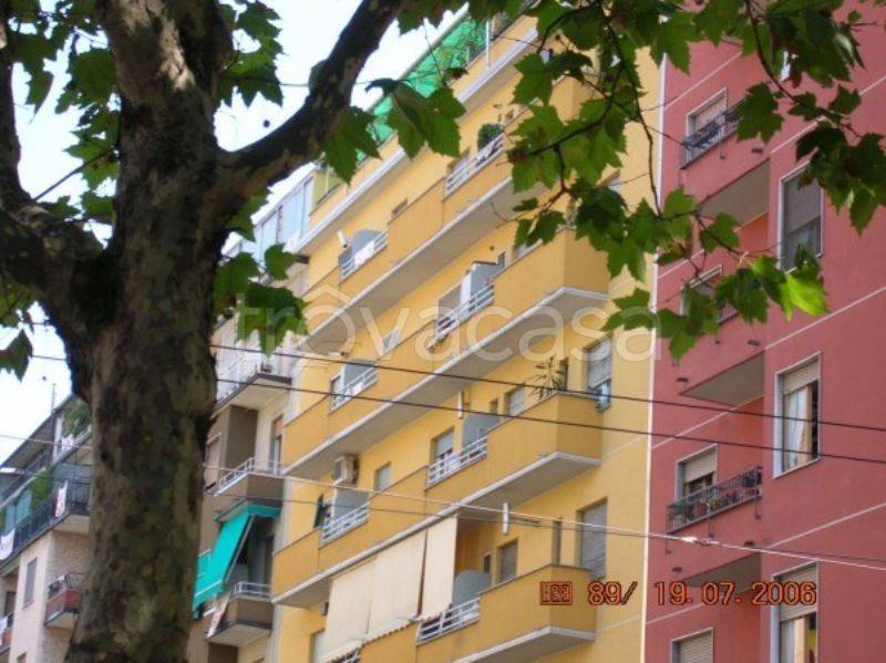 appartamento in affitto a Milano in zona Piazzale Lodi