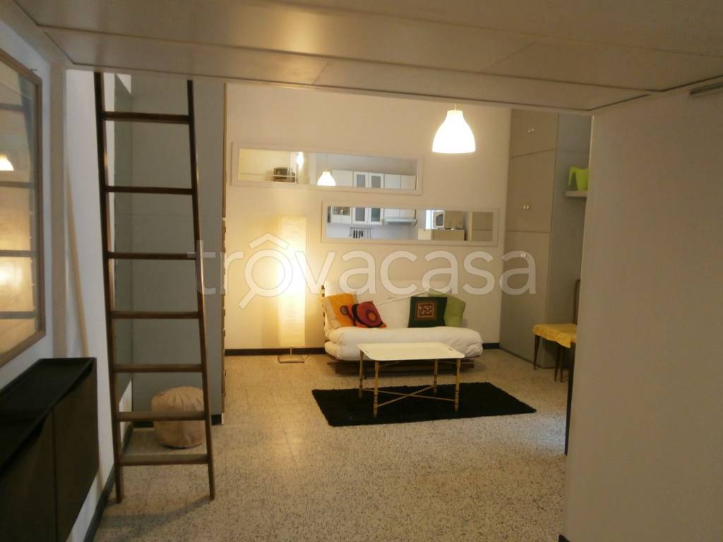 appartamento in affitto a Milano in zona Piazzale Lodi