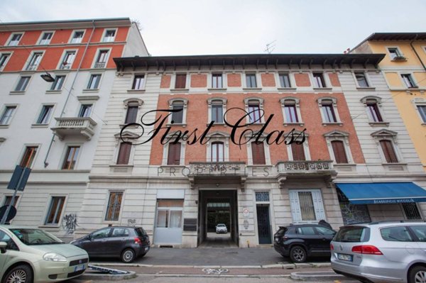 trivano in affitto a Milano in zona Solari