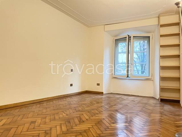 appartamento in affitto a Milano in zona Cadorna