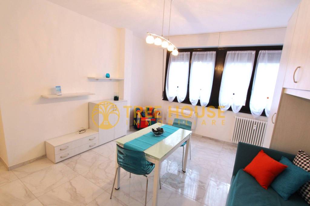 appartamento in affitto a Milano in zona Piazzale Lodi