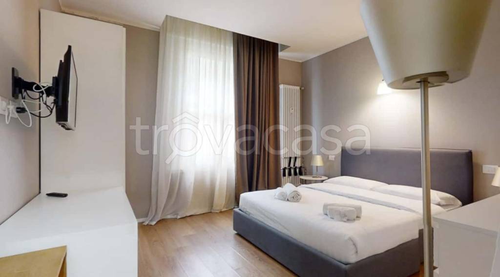 appartamento in affitto a Milano in zona Guastalla