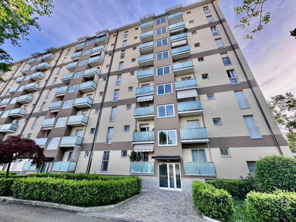 appartamento in affitto a Milano in zona Gallaratese