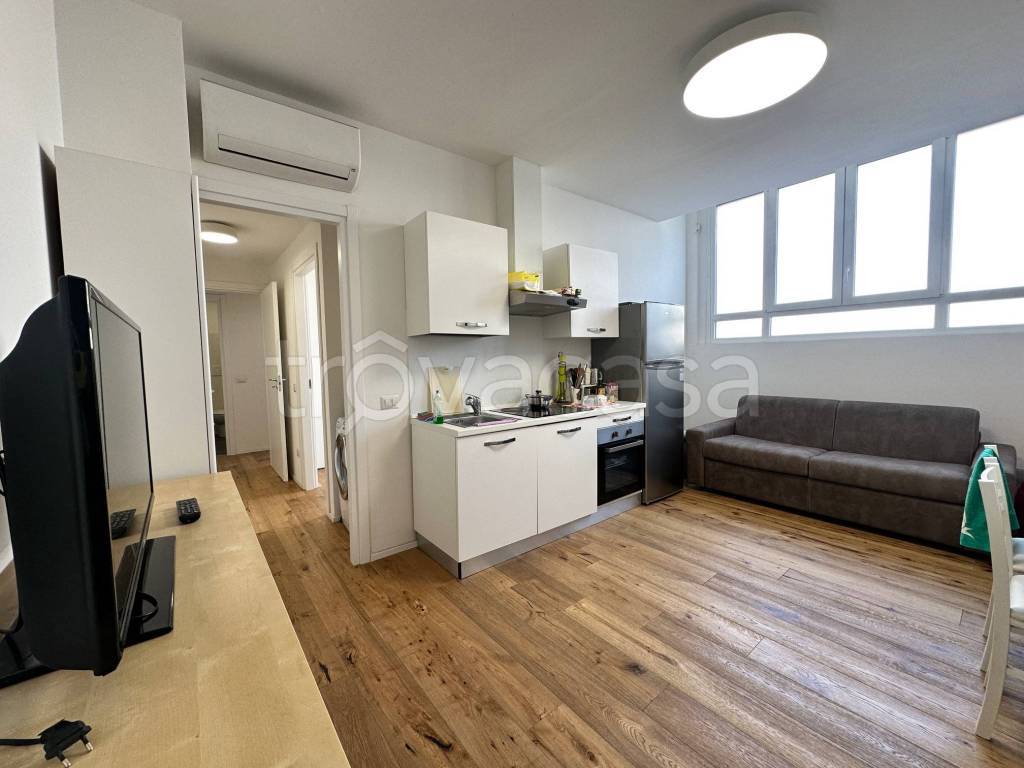 appartamento in affitto a Milano in zona Piazzale Lodi
