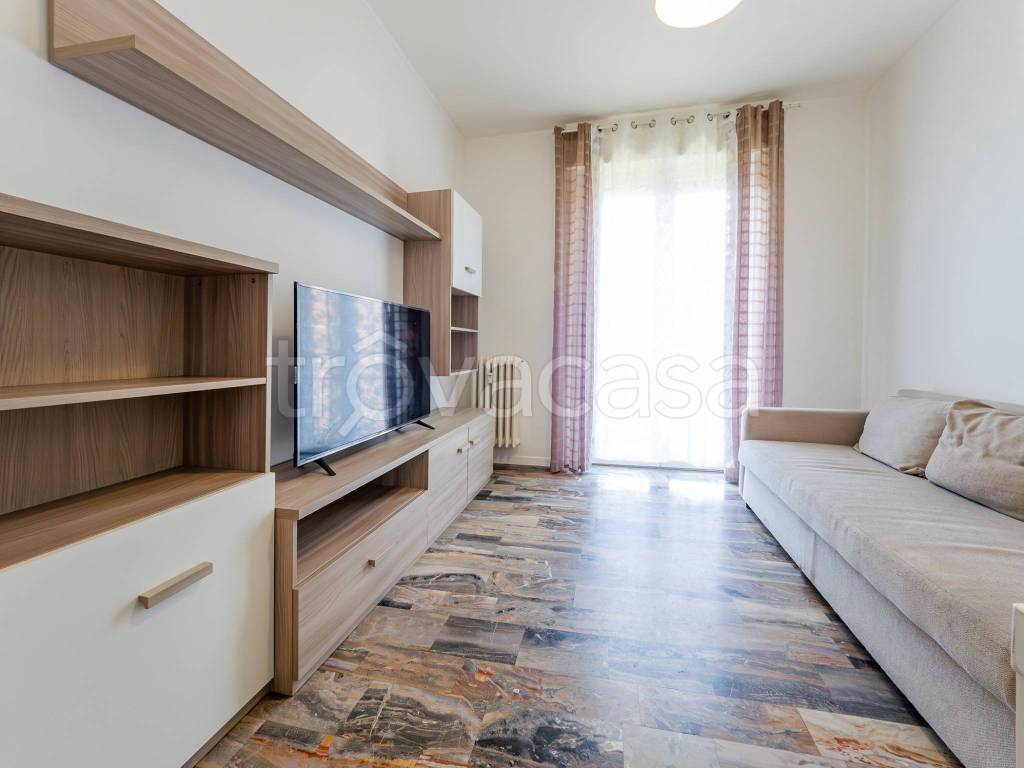 appartamento in affitto a Milano in zona Lorenteggio