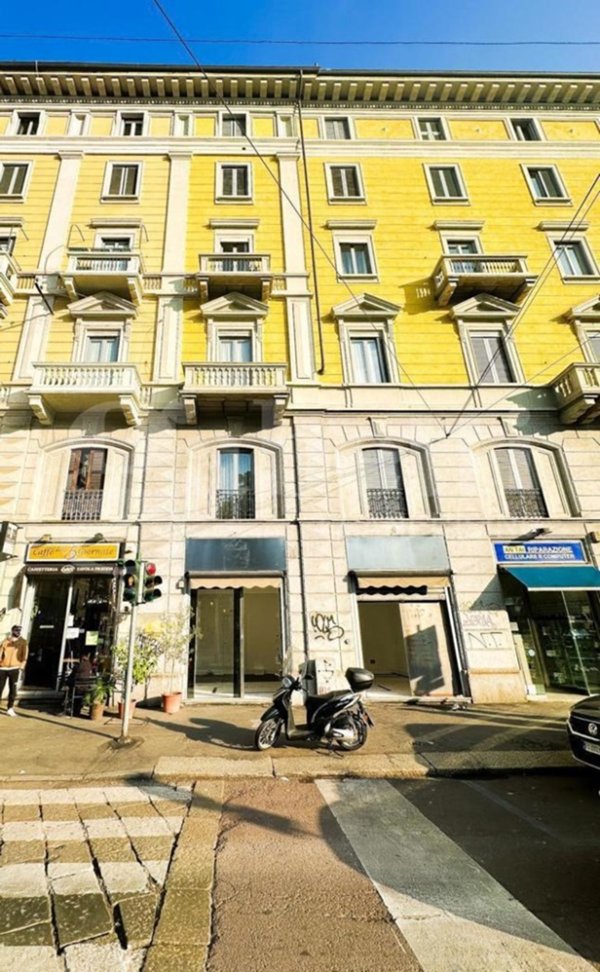 negozio in affitto a Milano in zona XXII Marzo