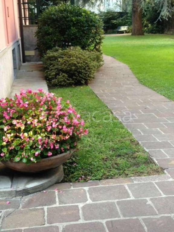 casa indipendente in affitto a Milano in zona San Siro