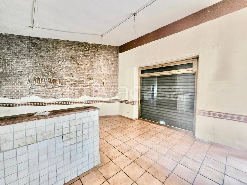 negozio in affitto a Milano