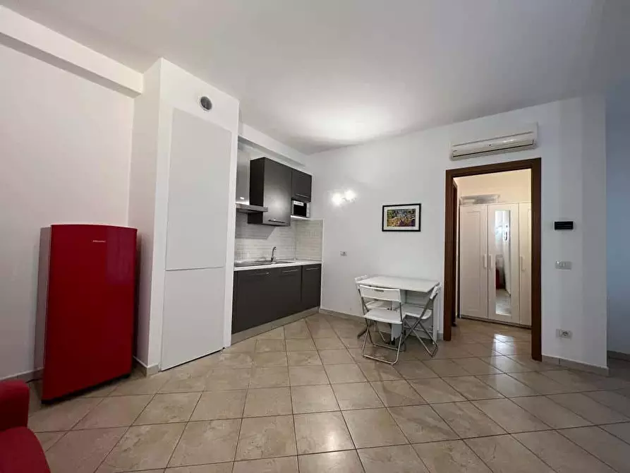 appartamento in affitto a Milano in zona Lorenteggio