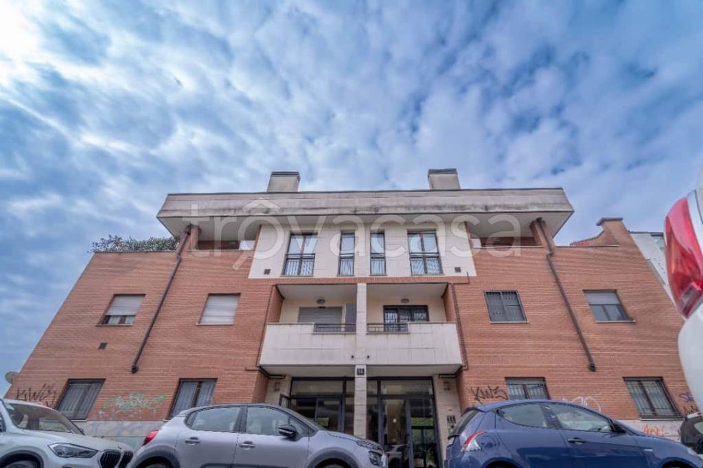 appartamento in affitto a Milano in zona Barona