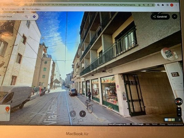 negozio in affitto a Milano in zona Guastalla