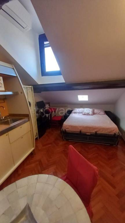 appartamento in affitto a Milano in zona Porta Genova