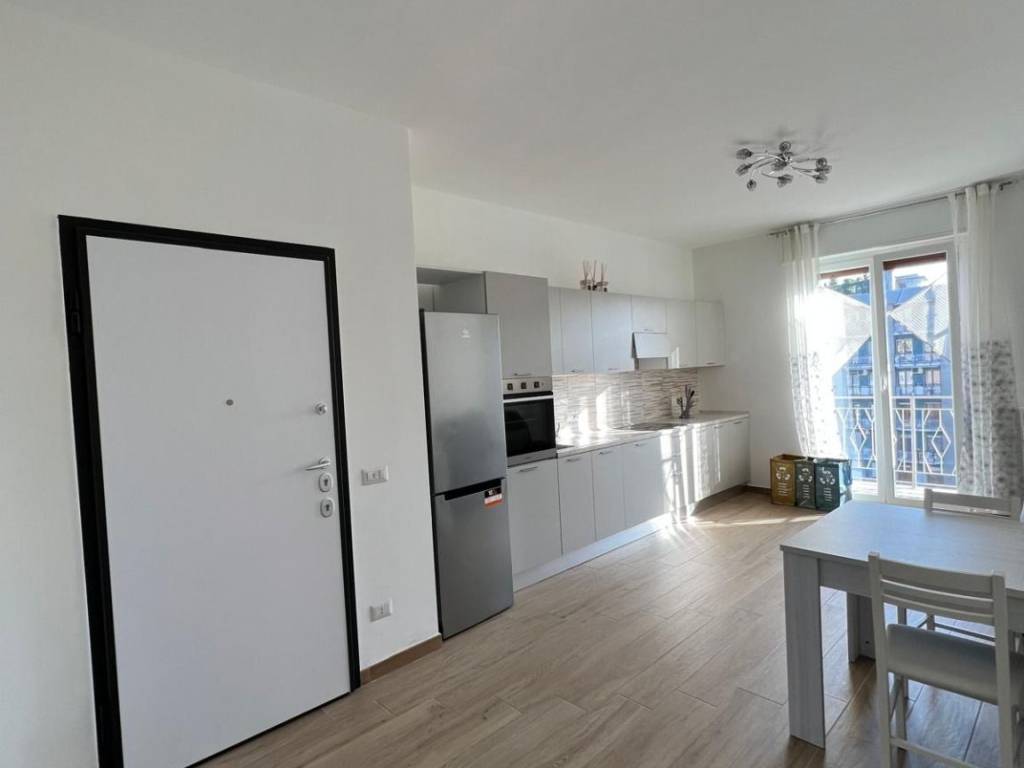 appartamento in affitto a Milano in zona Famagosta