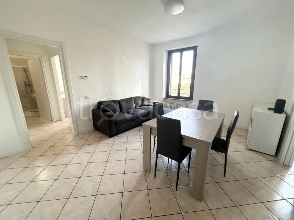 appartamento in affitto a Milano in zona Centro Direzionale