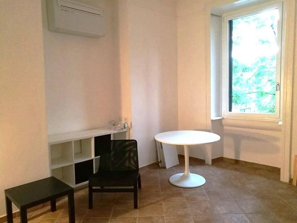 appartamento in affitto a Milano in zona Solari