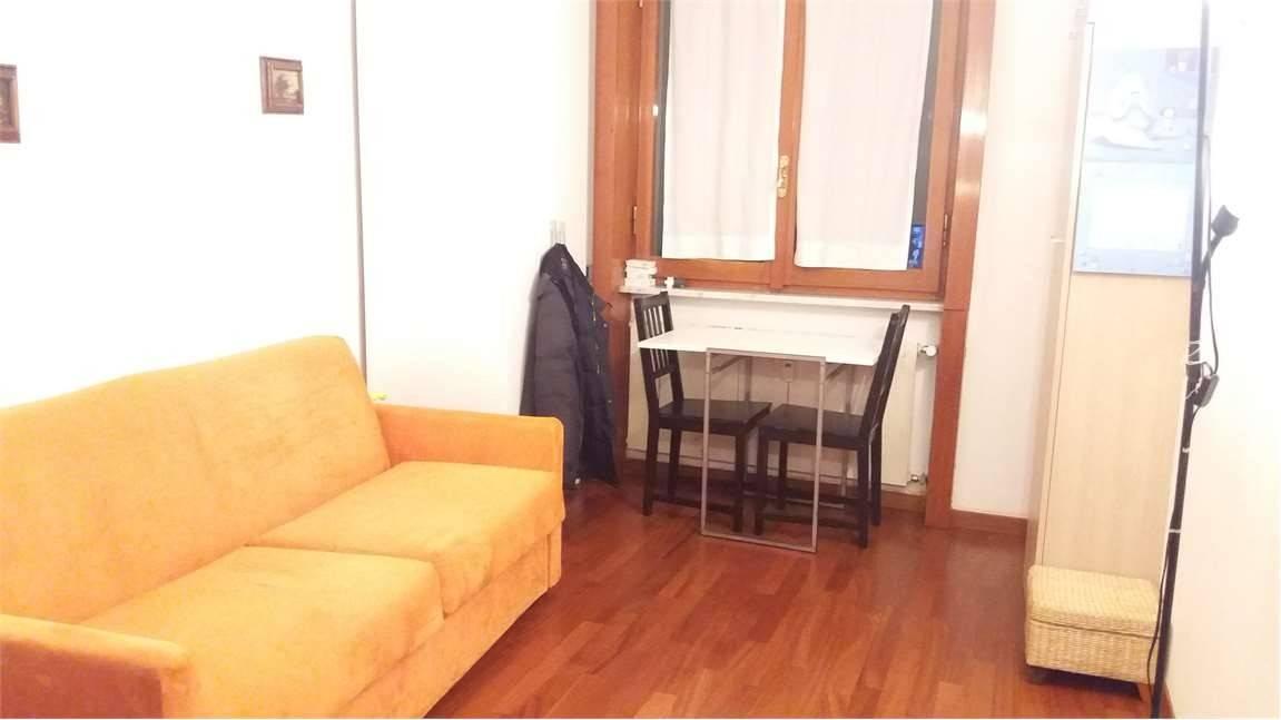appartamento in affitto a Milano in zona Sempione