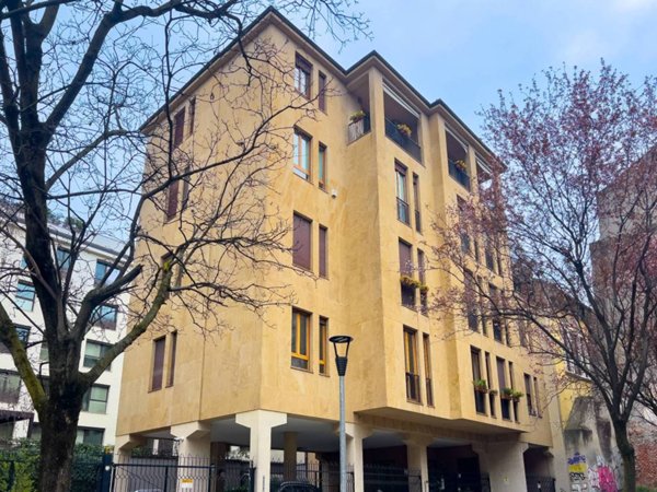 appartamento in affitto a Milano in zona Centro Storico