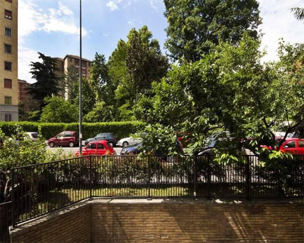 appartamento in affitto a Milano in zona Lorenteggio