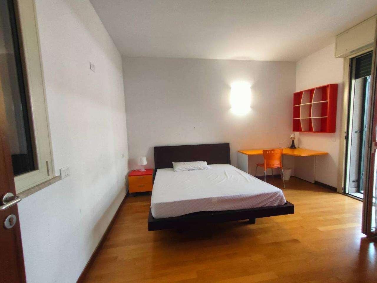 appartamento in affitto a Milano in zona Vigentino