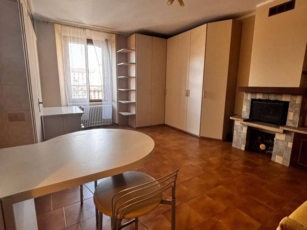 appartamento in affitto a Milano in zona Porta Genova